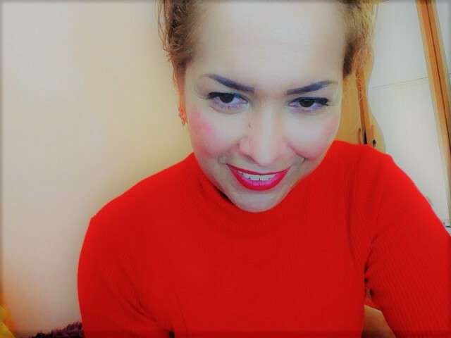 1MILF4U amateur webcam photo