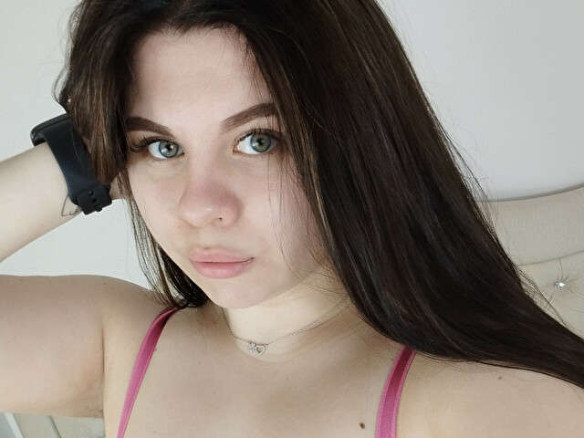 ABBYWETPUSSY amateur webcam photo