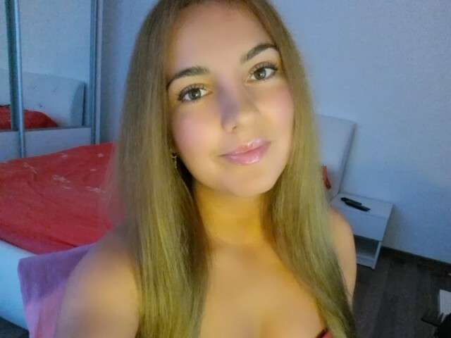KATYDIAZ amateur webcam photo