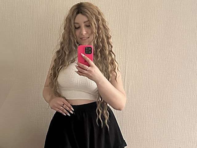 KAROLINA amateur webcam photo