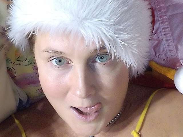 LILIKROSHKA amateur webcam photo