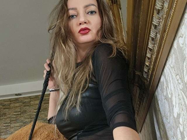 MONALYSA amateur webcam photo