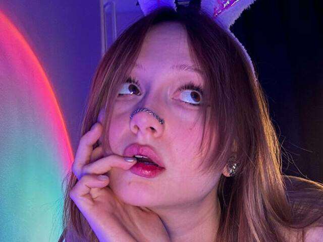 MARYMILUWU amateur webcam photo