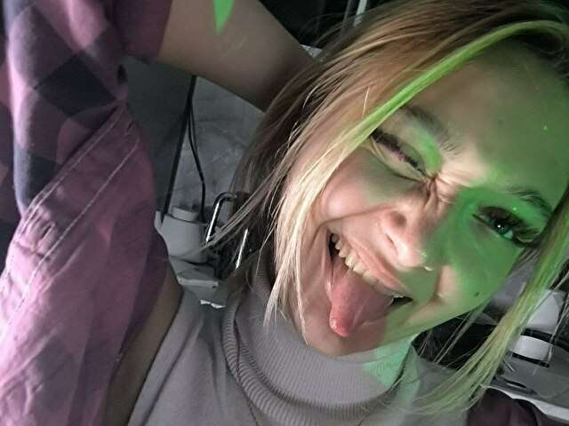 MELANIORANGE amateur webcam photo