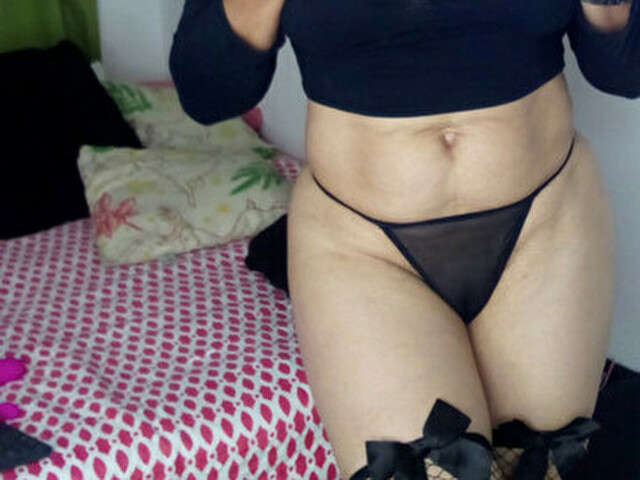 ROXANESALAS amateur webcam photo