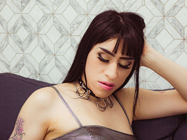 SILVANALATIN amateur webcam photo