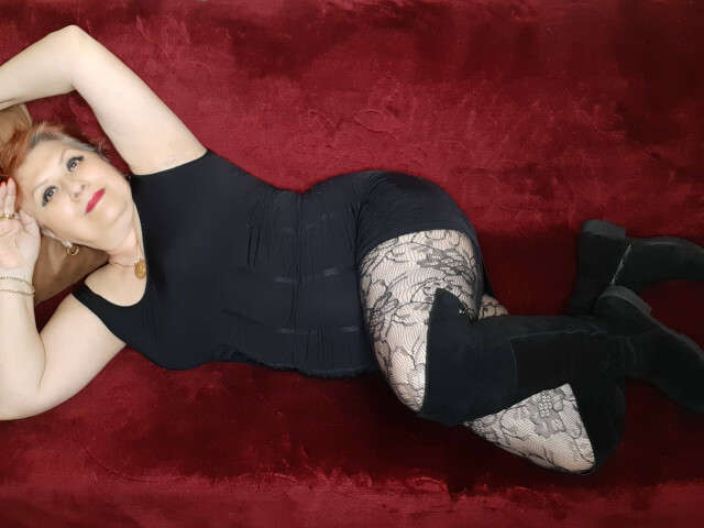 SEXYLYNETTE amateur webcam photo