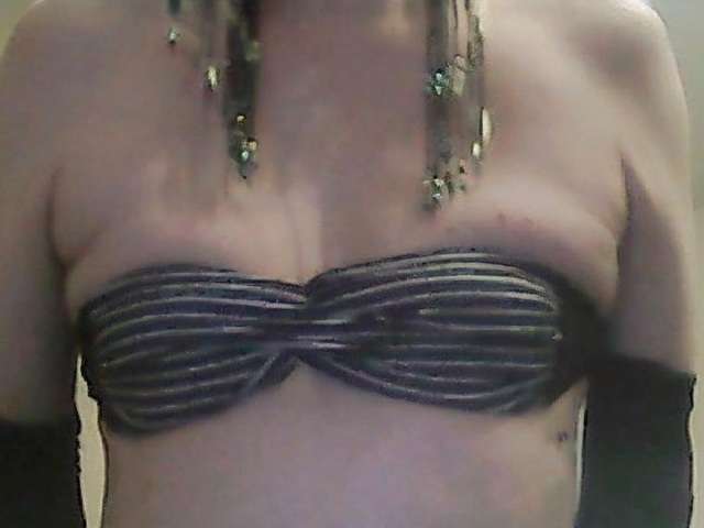 SISSYSARAH amateur webcam photo